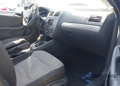 2017 Volkswagen Jetta 1.4T S z USA, uszkodzony, nr VIN 3VW2B7AJ8HM252880